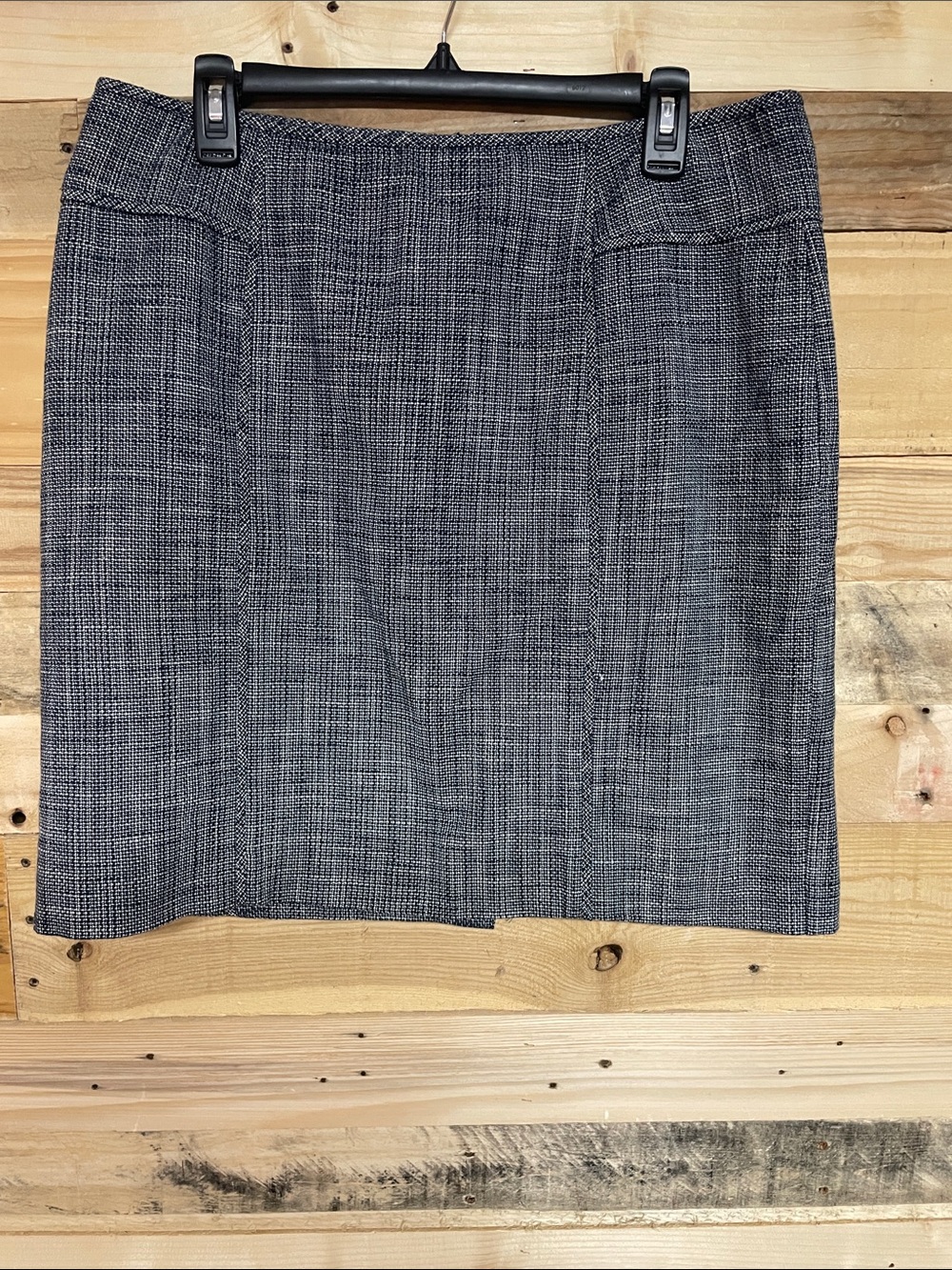 Banana Republic size 12 Textured Navy & White Wool Blend Lightweight Mini Skirt